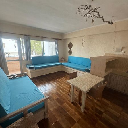 Appartement Edificio Rexii à Es Pujols Extérieur photo